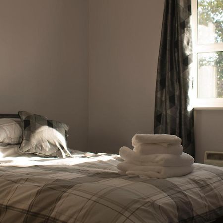 The Bell Apartment. Modern, Stylistic & Luxurious 福尔柯克 外观 照片